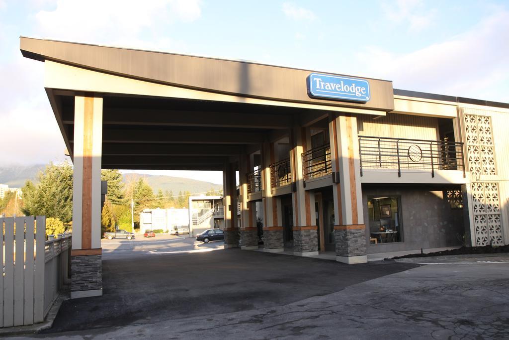 Travelodge By Wyndham Vancouver Lions Gate Exterior foto